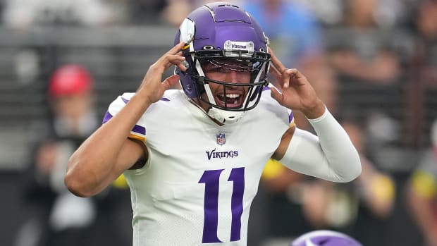 Vikings quarterback Kellen Mond (11) calls a play before snapping the ball during a preseason game against the Raiders.